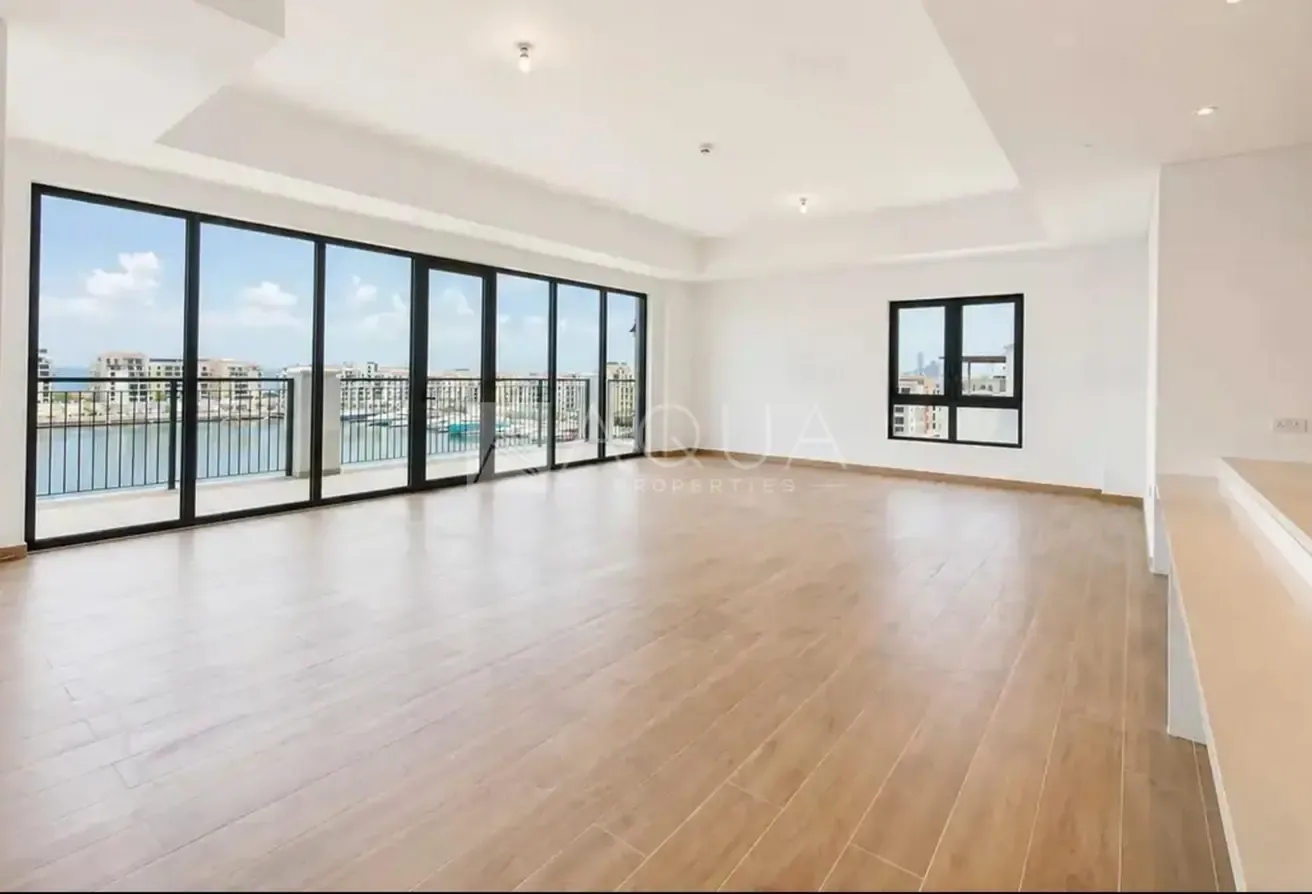 Rare 6 BR | Modern Mediterranean Design