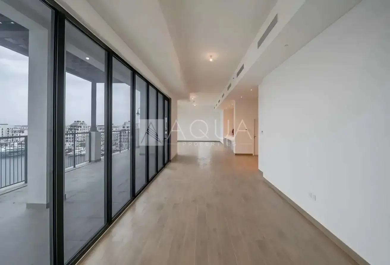 Rare 6 BR | Modern Mediterranean Design
