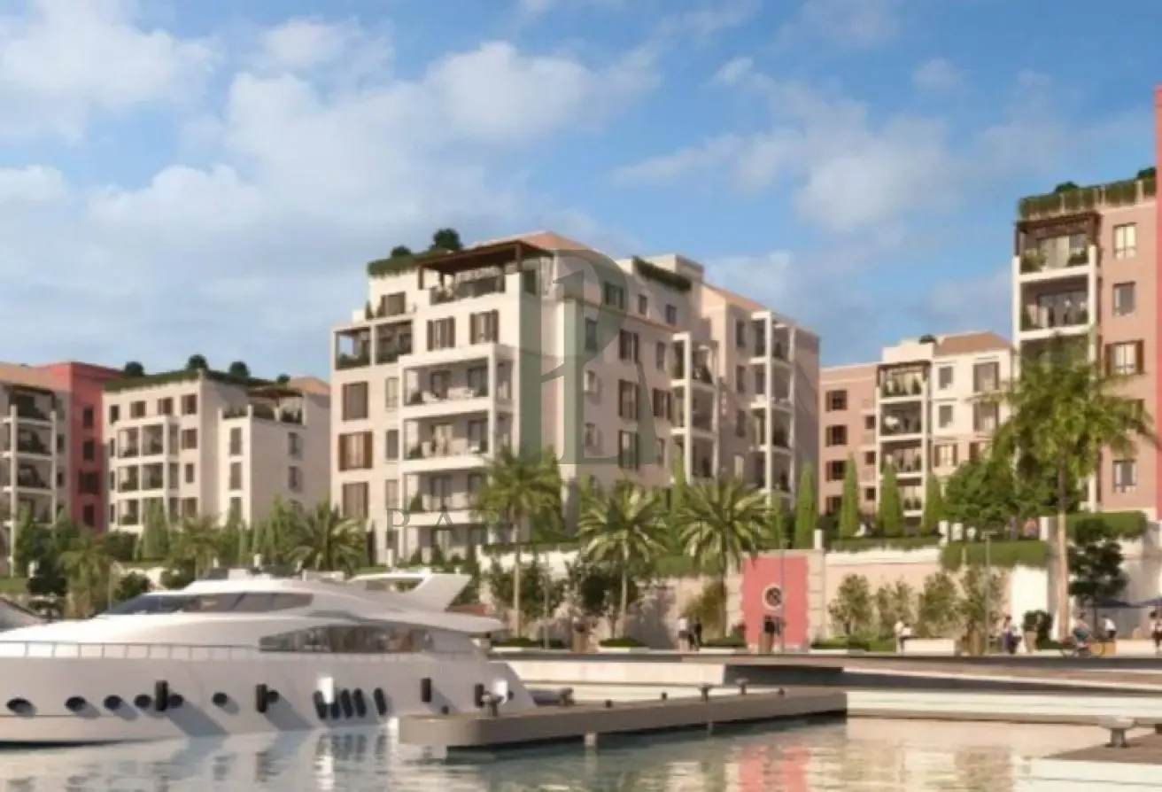Iconic Waterfront Tower | 6 Bed - Luxury Living