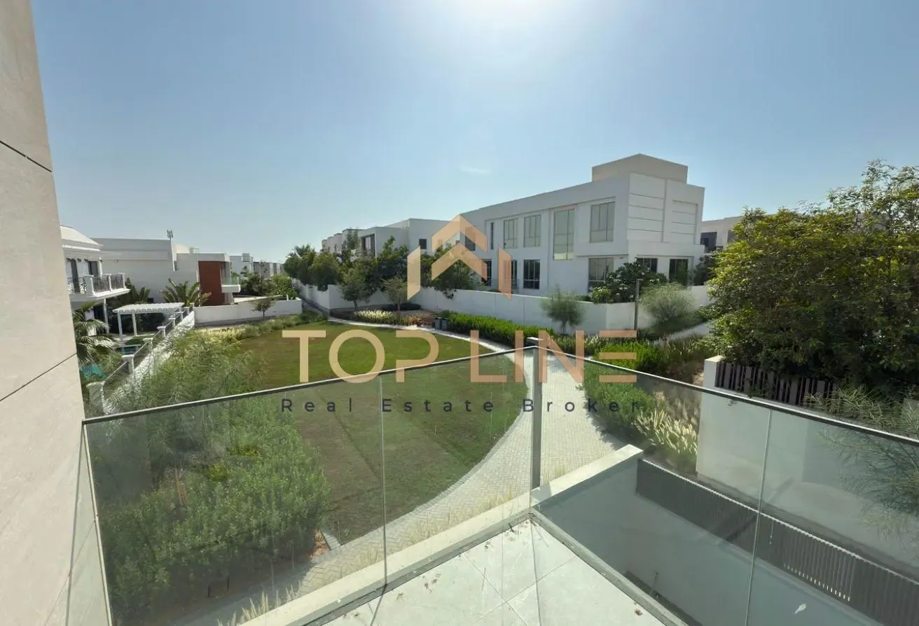 Luxury Residence | Prime Location | 5 Bed Villa