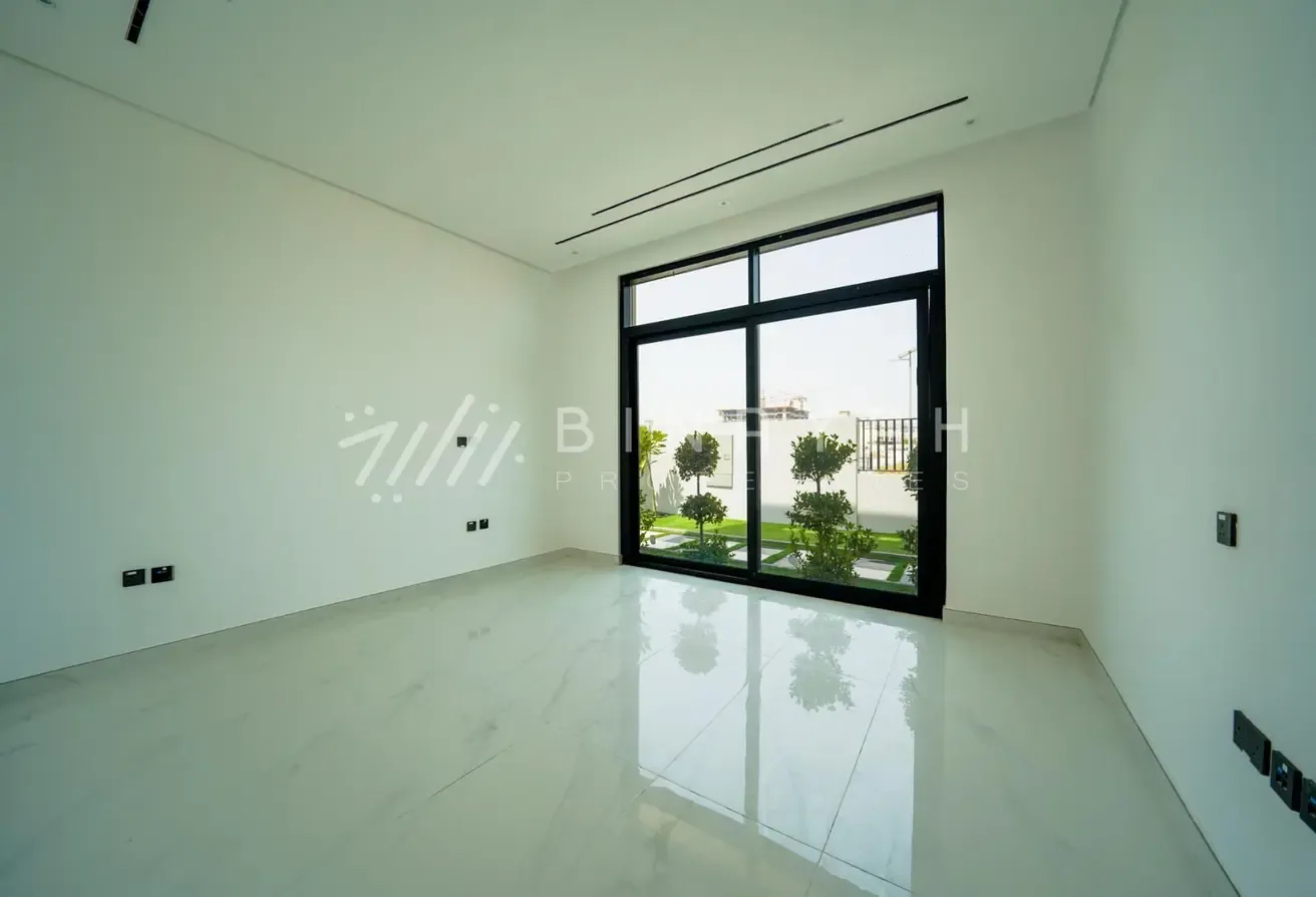 Custom Built | Private Pool | Vacant