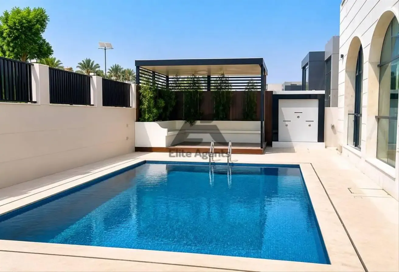 PRIME LOCATION |MOVE IN READY | HIGH ROI
