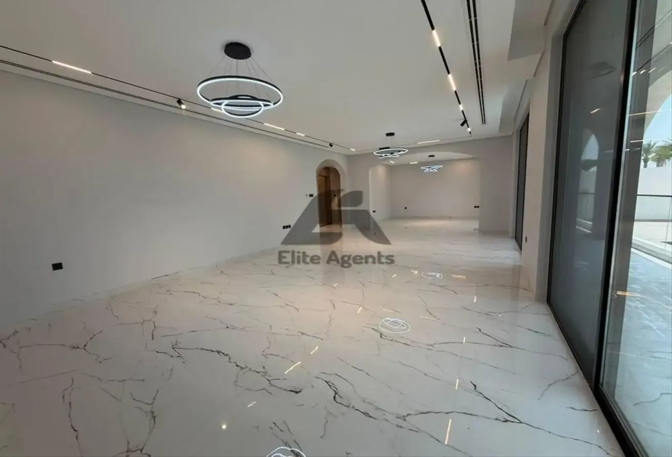 PRIME LOCATION |MOVE IN READY | HIGH ROI