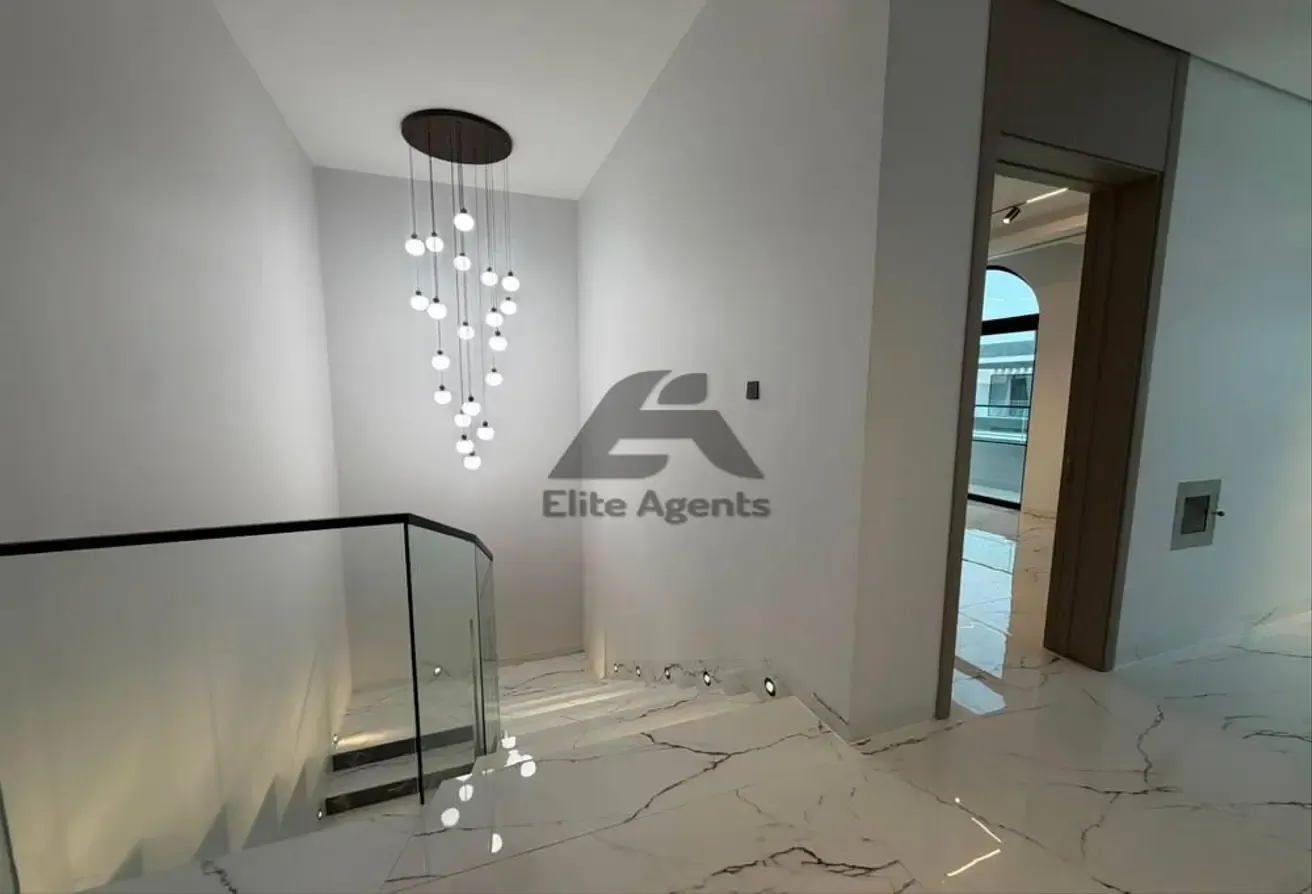 PRIME LOCATION |MOVE IN READY | HIGH ROI