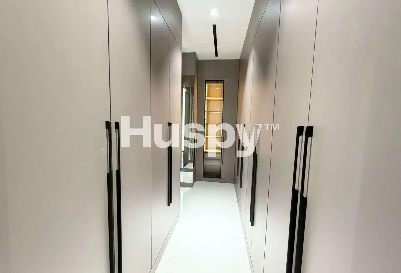 Corner Plot | Vacant | Vastu Compliant