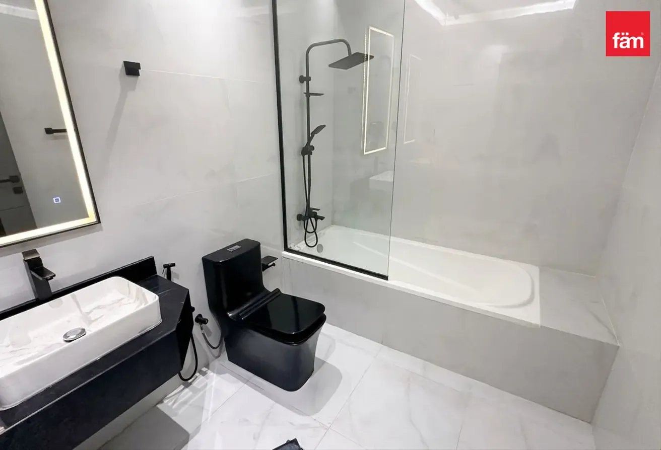 Smart Townhouse | Custom built | High Privacy