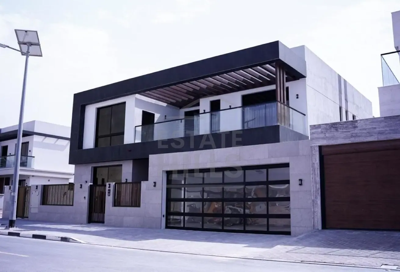 Vastu | Brandnew Corner Villa|Luxury 6BR Ensuite