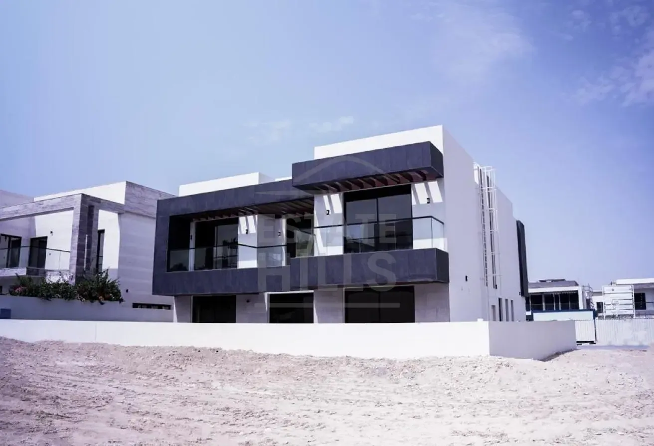 Vastu | Brandnew Corner Villa|Luxury 6BR Ensuite