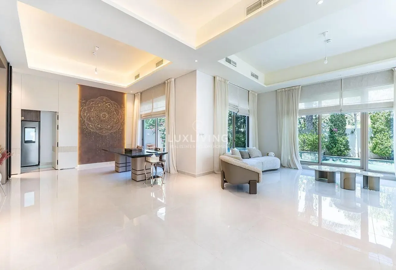 Corner Plot | Single Row | Vacant on Transfer