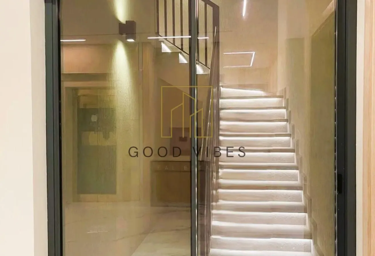 BESPOKE VILLA | CUSTOM | SKYLINE VIEW