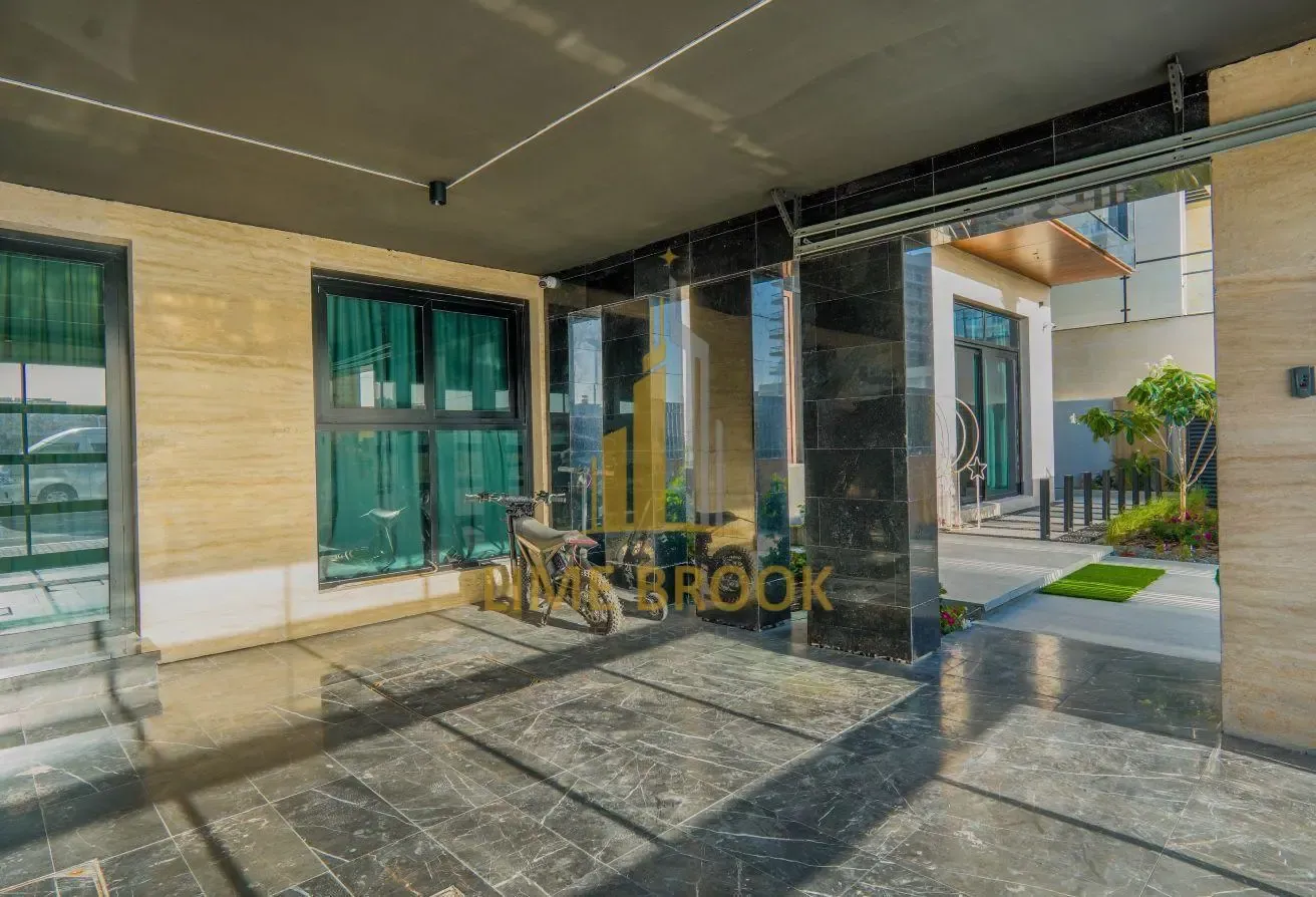 Ultra Luxury 5BR Villa | Fully Furnished | VOT