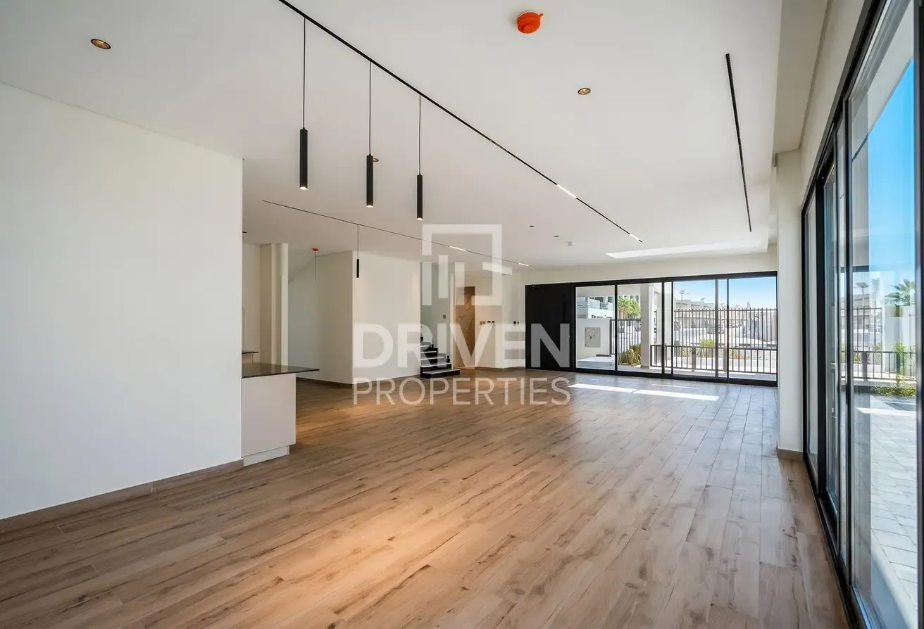 Unique and Modern Villa | Fully Upgraded