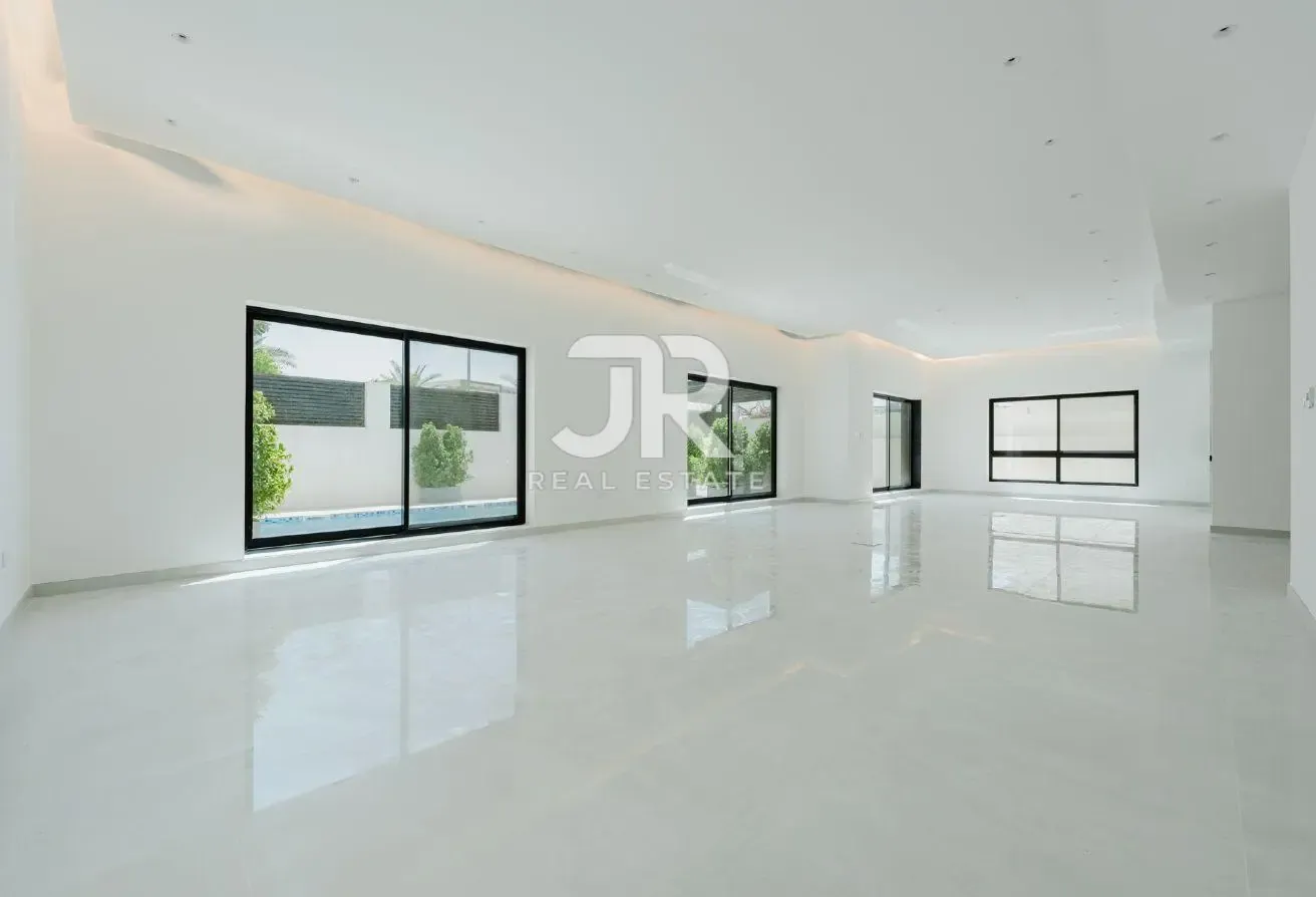 Luxury Custom-Built Villa | Private Pool | 5 BR