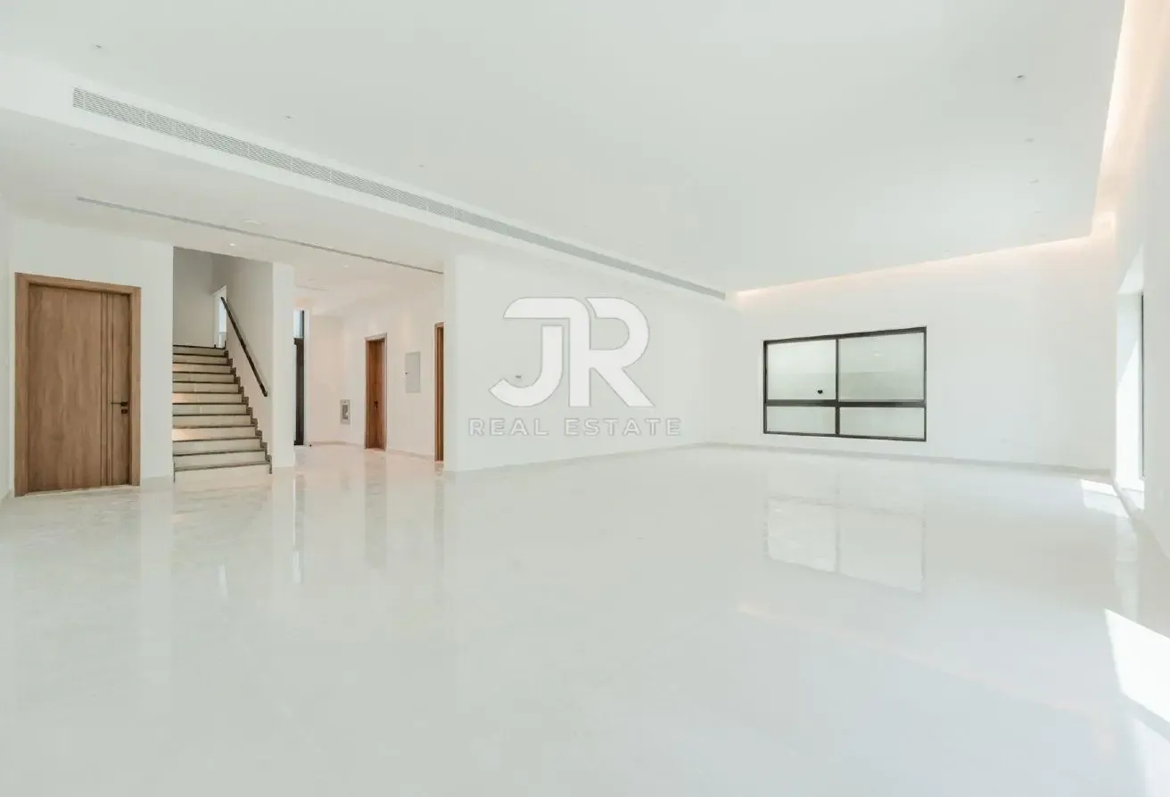 Luxury Custom-Built Villa | Private Pool | 5 BR