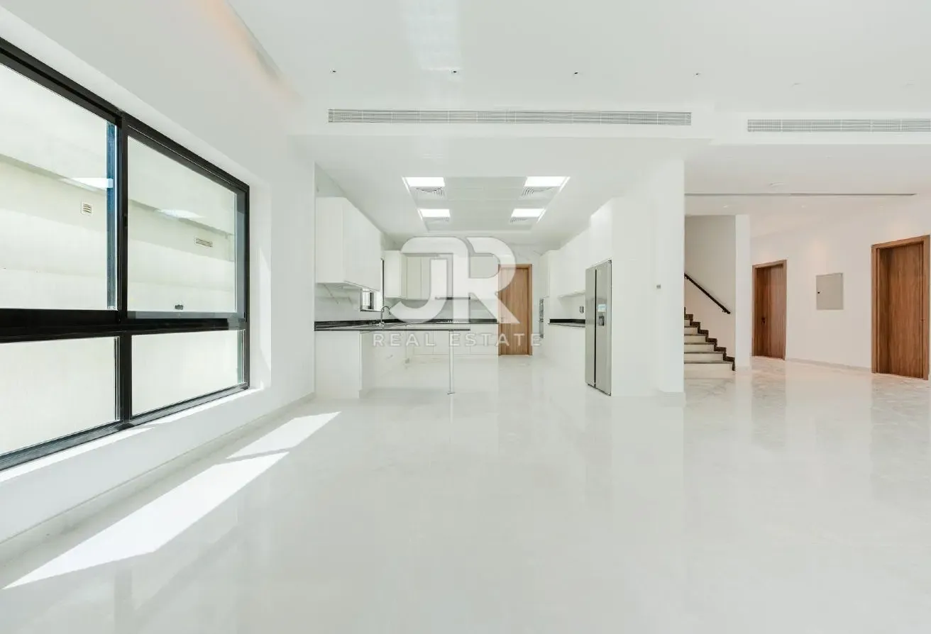 Luxury Custom-Built Villa | Private Pool | 5 BR
