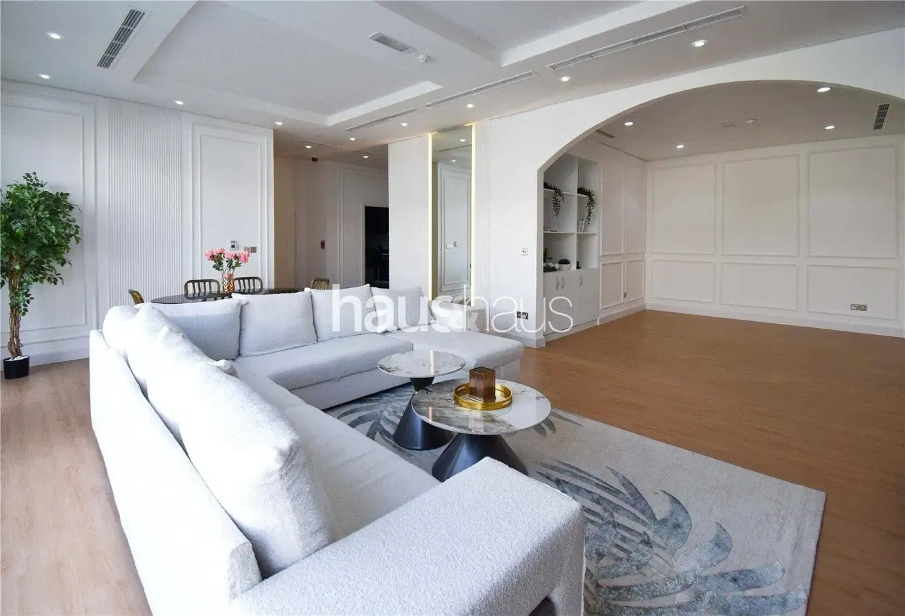 7 bedrooms | Private Pool | Great Price!