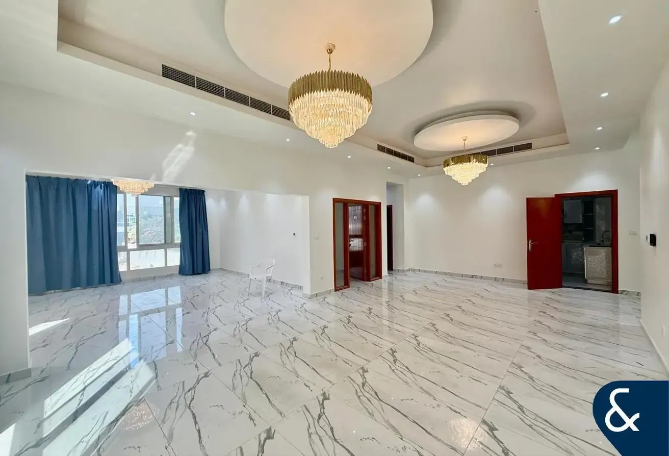 Custom Built | 6 Bed Mansion | Vastu | Vacant