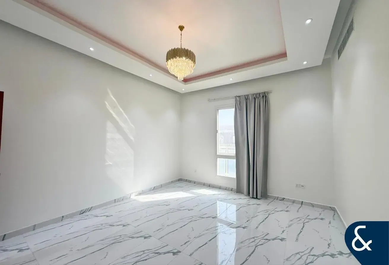 Custom Built | 6 Bed Mansion | Vastu | Vacant