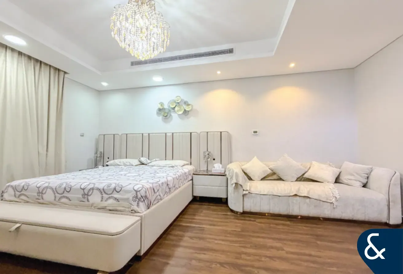 4 Bedroom | Single Row | Greenbelt