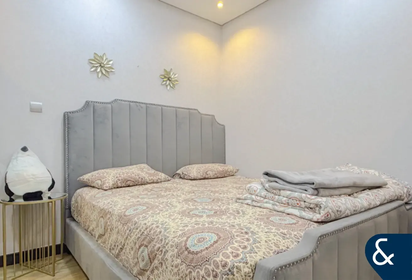 4 Bedroom | Single Row | Greenbelt