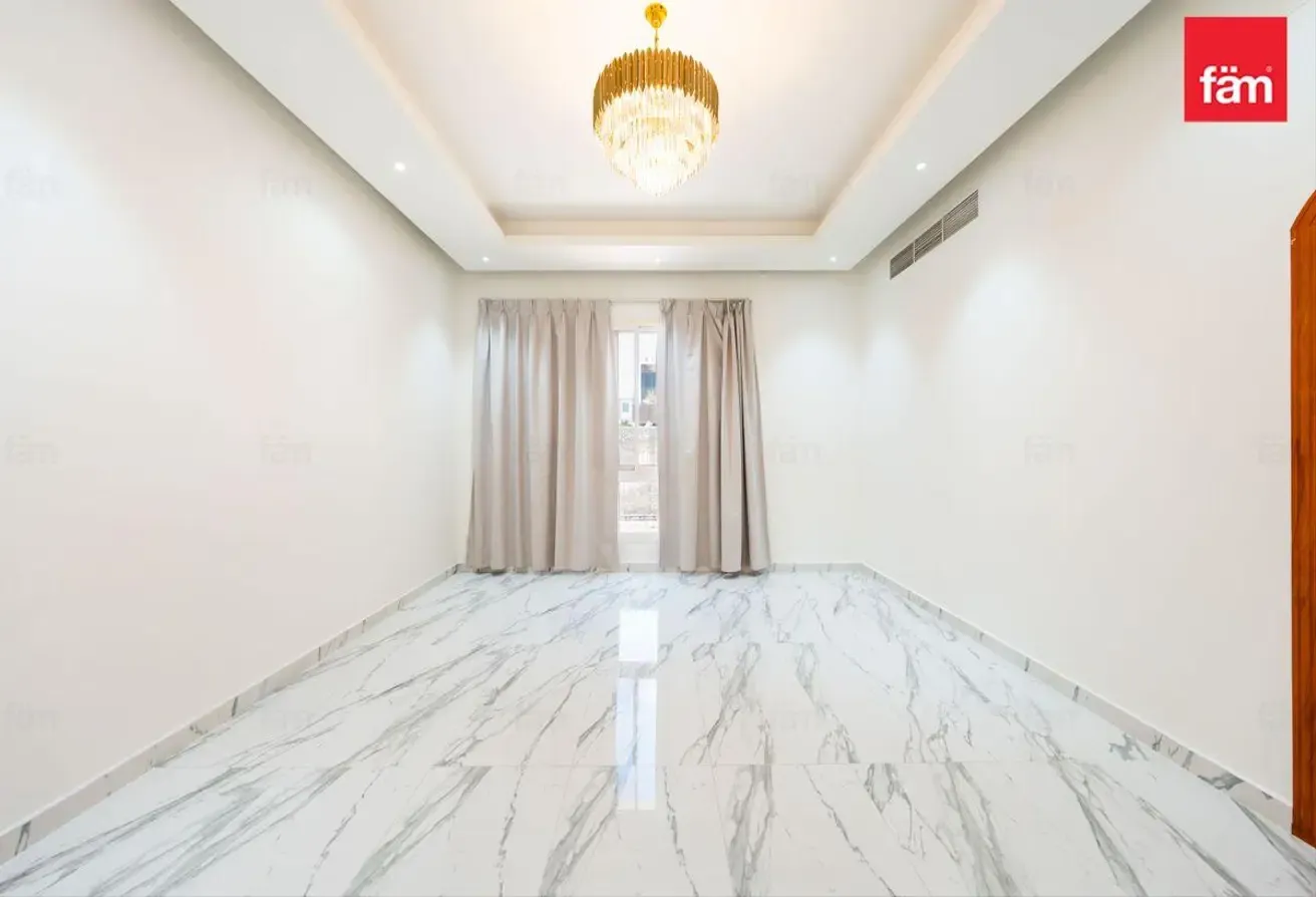 Luxury Independent Villa In Al Furjan West
