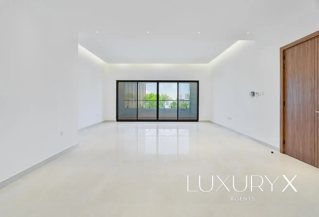 5BR Villa | Al Furjan | Brand New | European