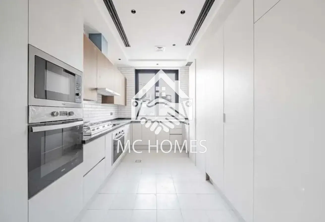 Brand New I 5BR Villa I Ready to Move IPLOT 6548