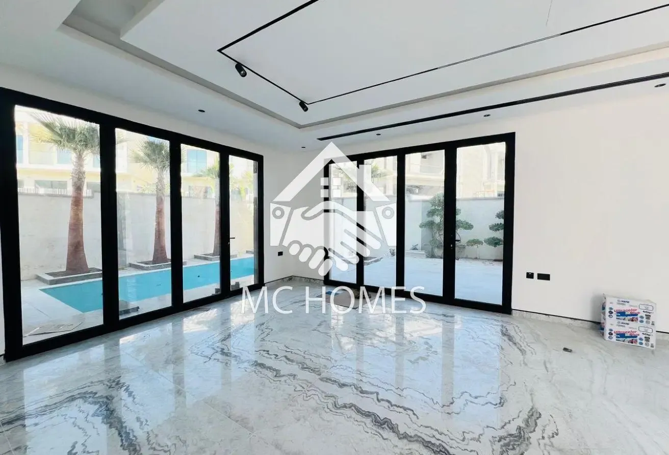 Brand New I 5BR Villa I Ready to Move IPLOT 6548