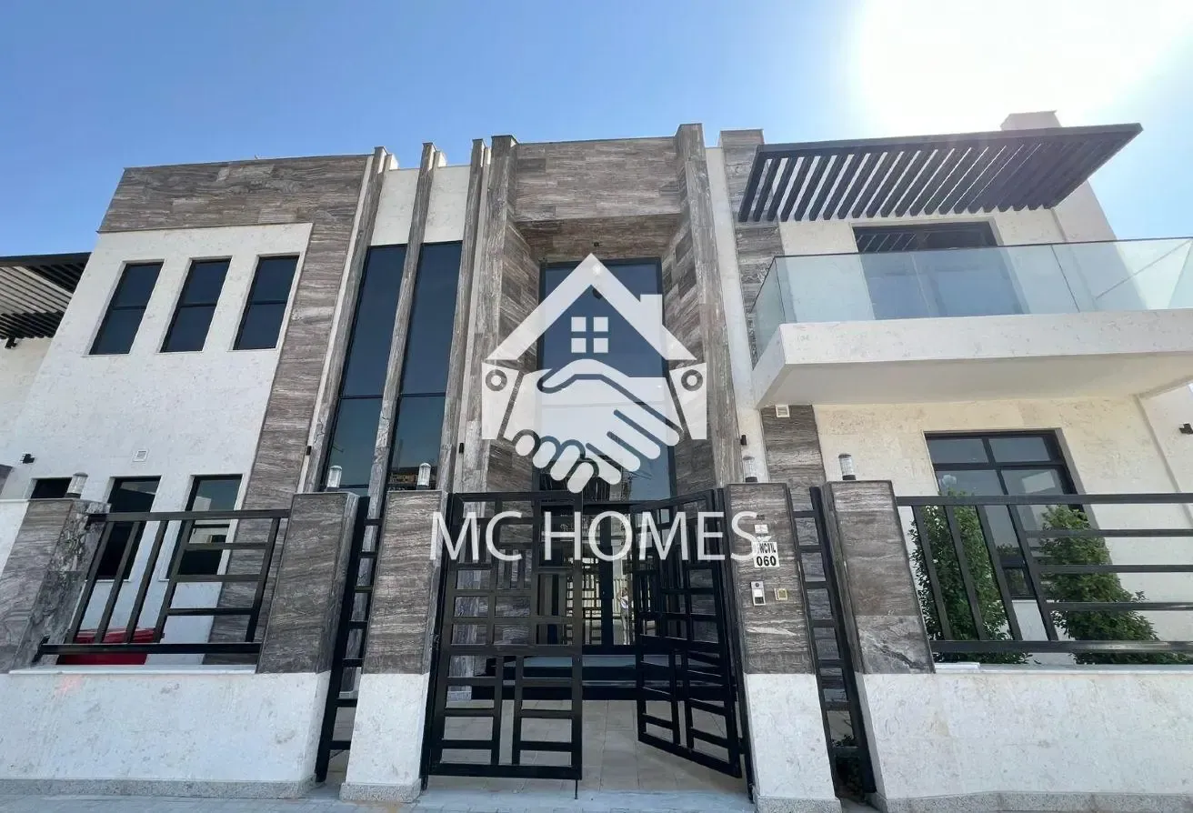 Brand New I 5BR Villa I Spacious IPlot: 6458