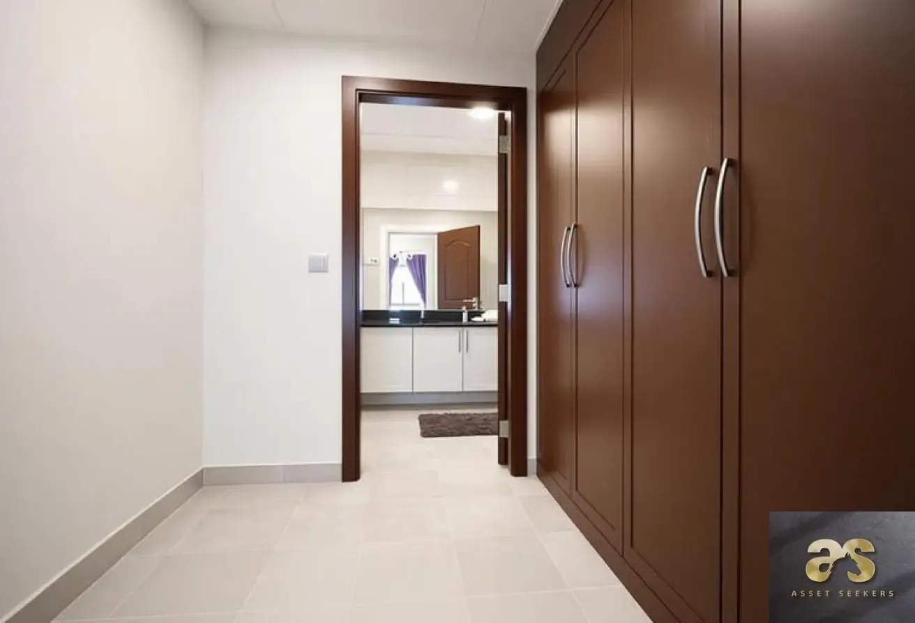 3BR + M | Spacious Layout | VOT | Landscaped
