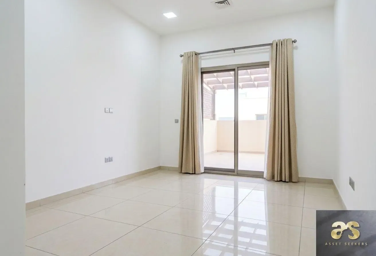 3BR + M | Spacious Layout | VOT | Landscaped