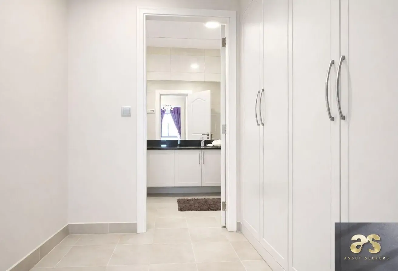 3BR + M | Spacious Layout | VOT | Landscaped