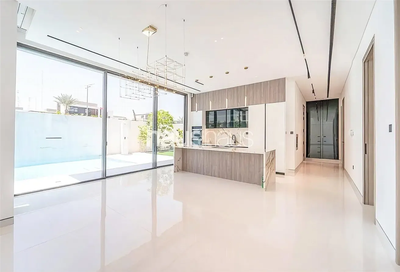 Single Row | Corner Plot | Ultra Premium | New