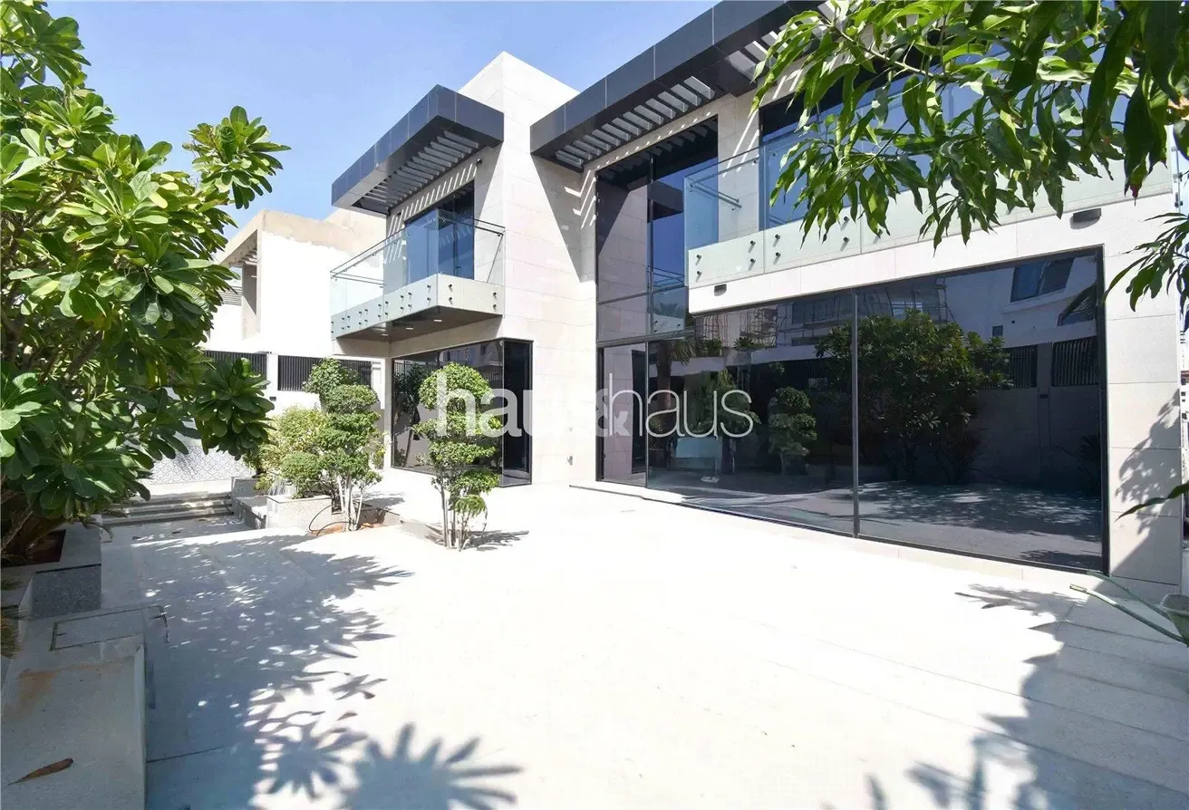 Brand New | Corner Plot | Single Row | Vastu