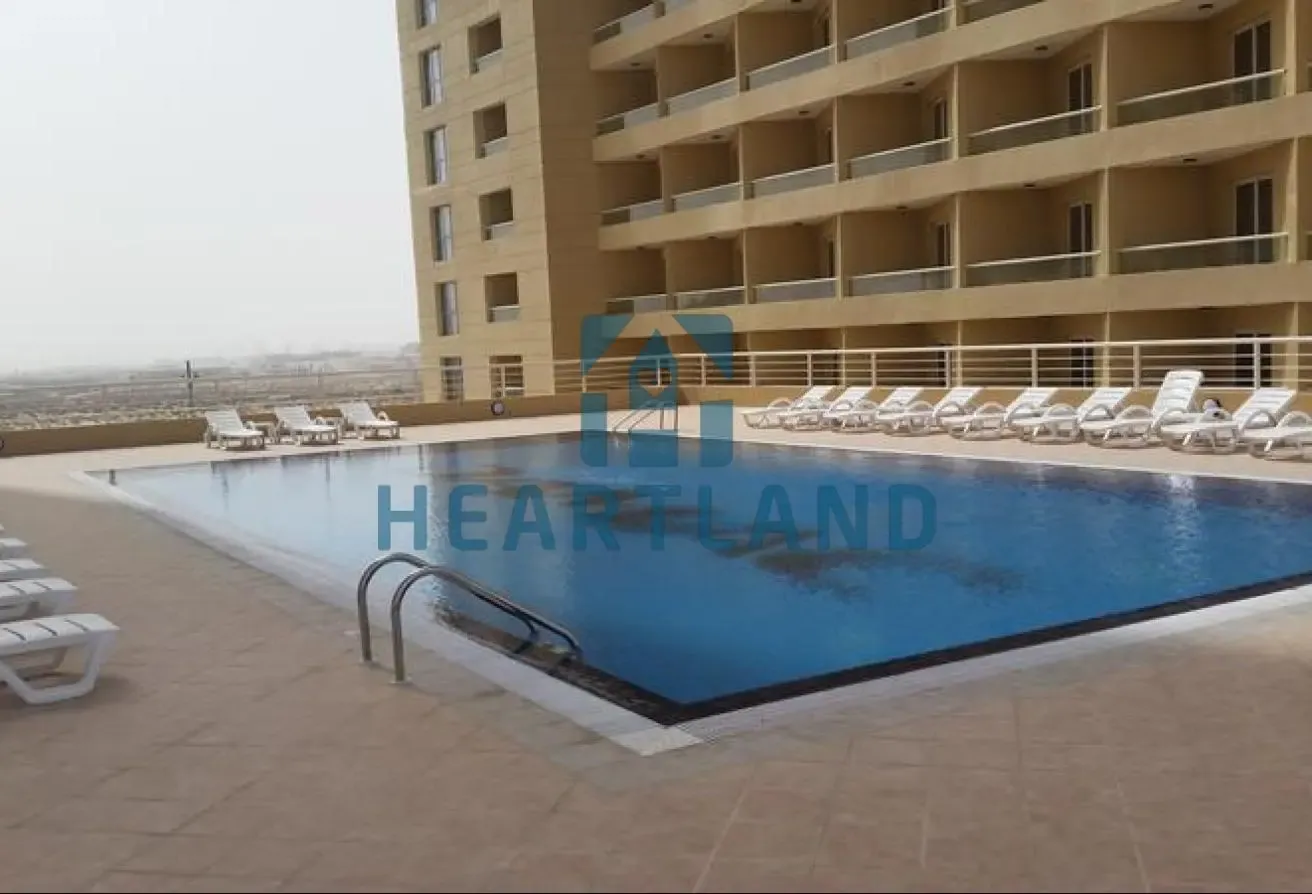 Vacant | Lake View | Studio With Parking| Lakeside