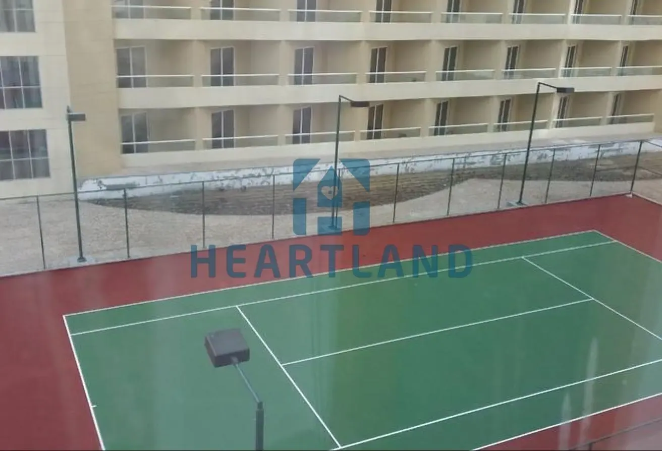 Vacant | Lake View | Studio With Parking| Lakeside