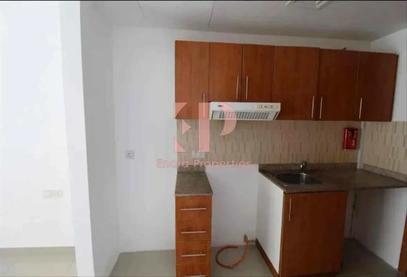 Vacant l Ready for transfer l  Spacious Studio |