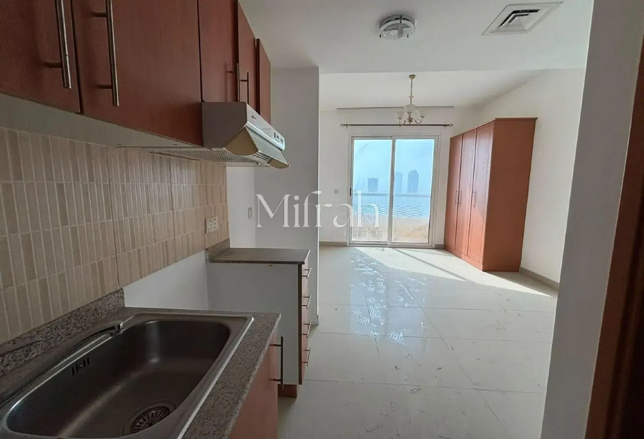 Best Deal | Vacant | Unfurnished Studio