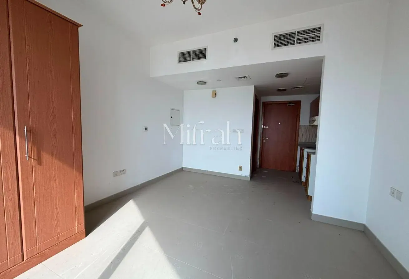 Best Deal | Vacant | Unfurnished Studio