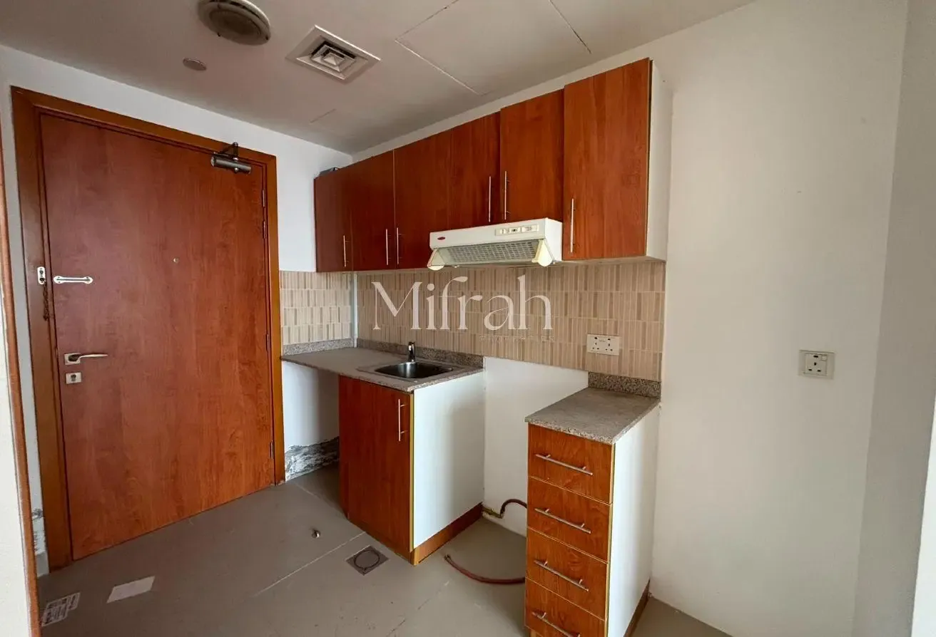 Best Deal | Vacant | Unfurnished Studio