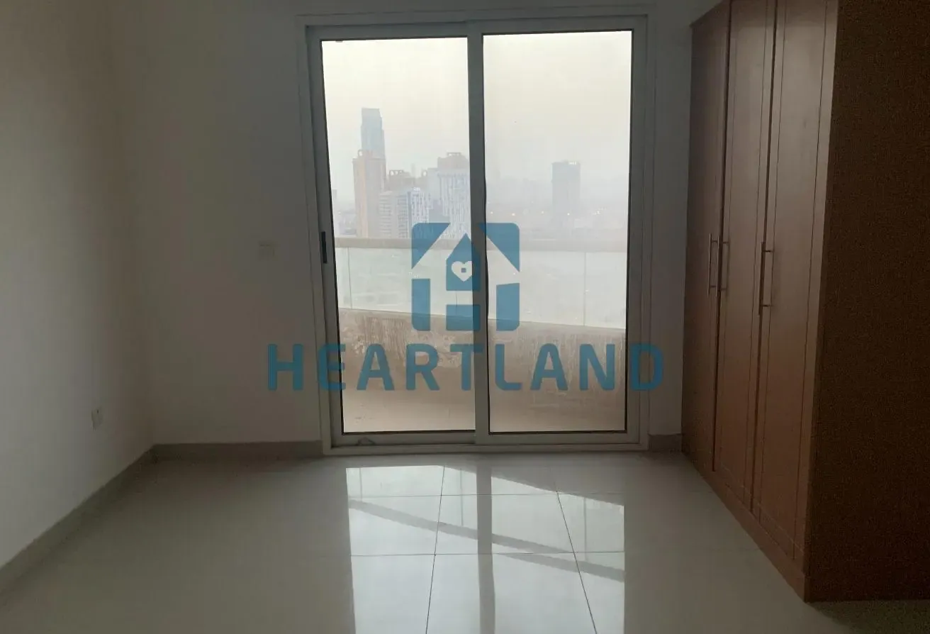 Vacant | High Floor | Studio | Lake View