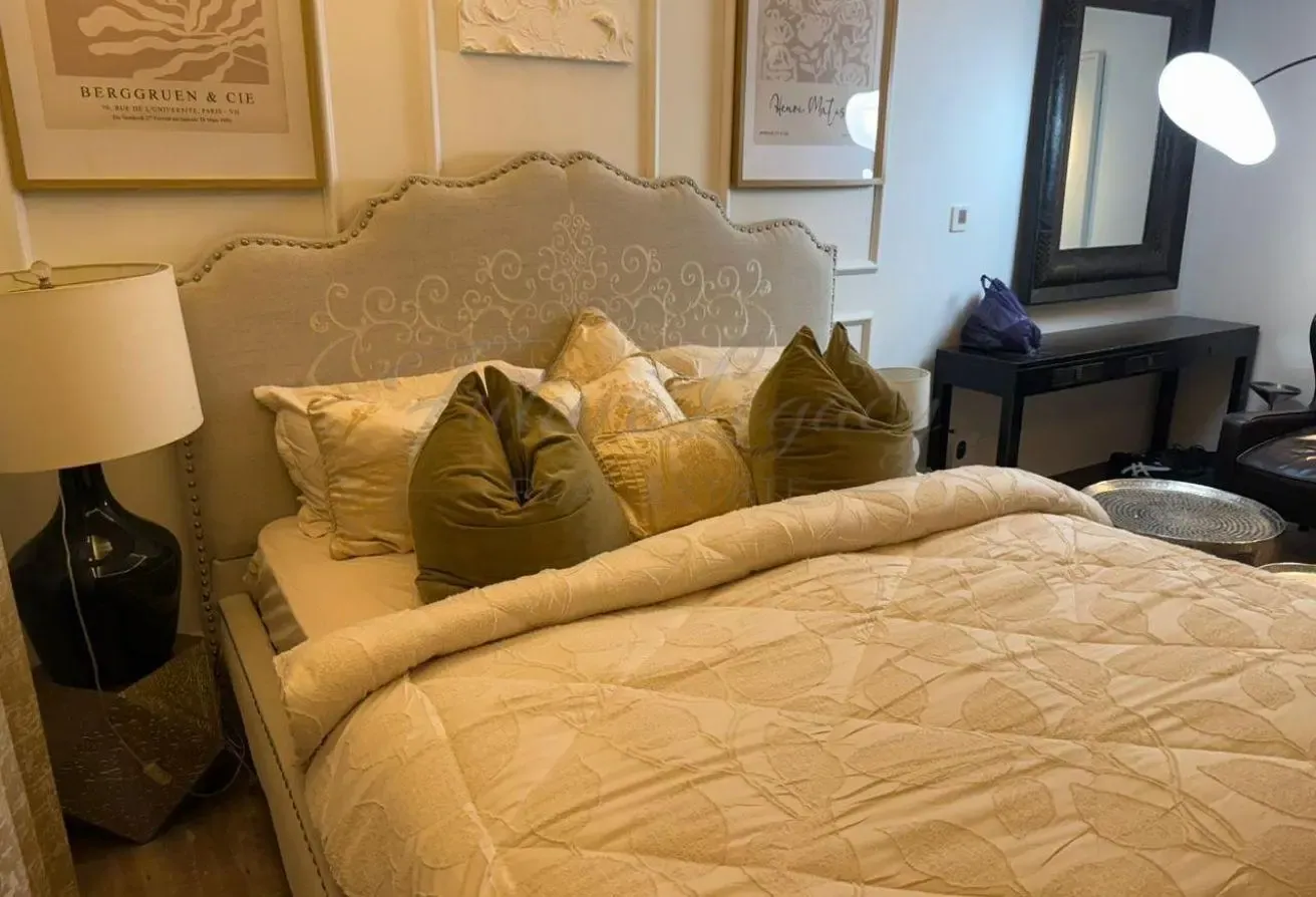 STYLISH COZY FURNISHED STUDIO l READY TO MOVE IN