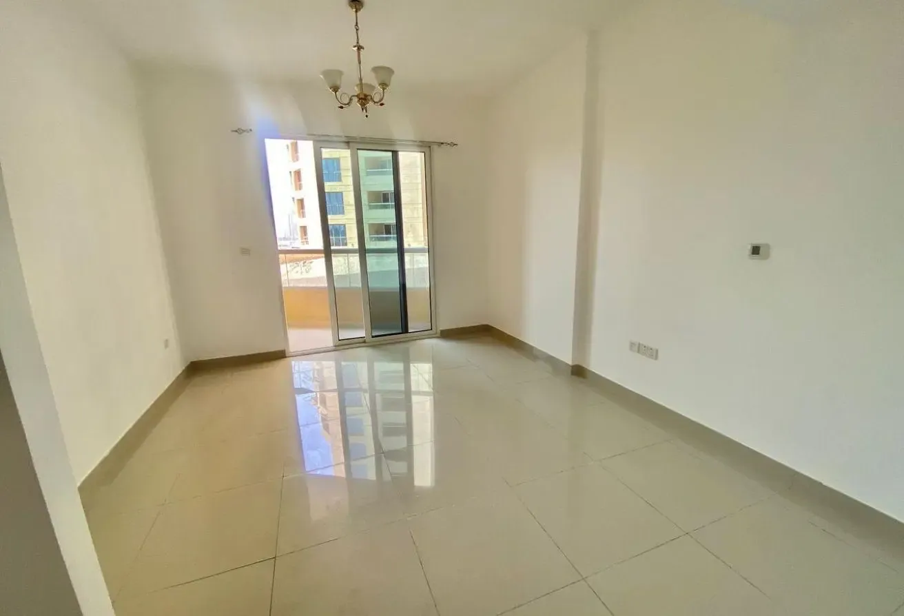 Grab Deal Sale Studio Lake Side Tower IMPZ