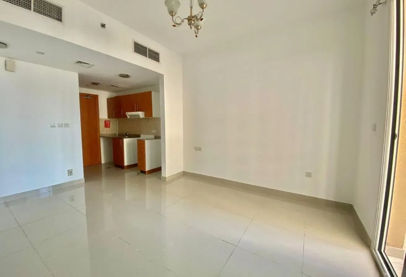 Grab Deal Sale Studio Lake Side Tower IMPZ