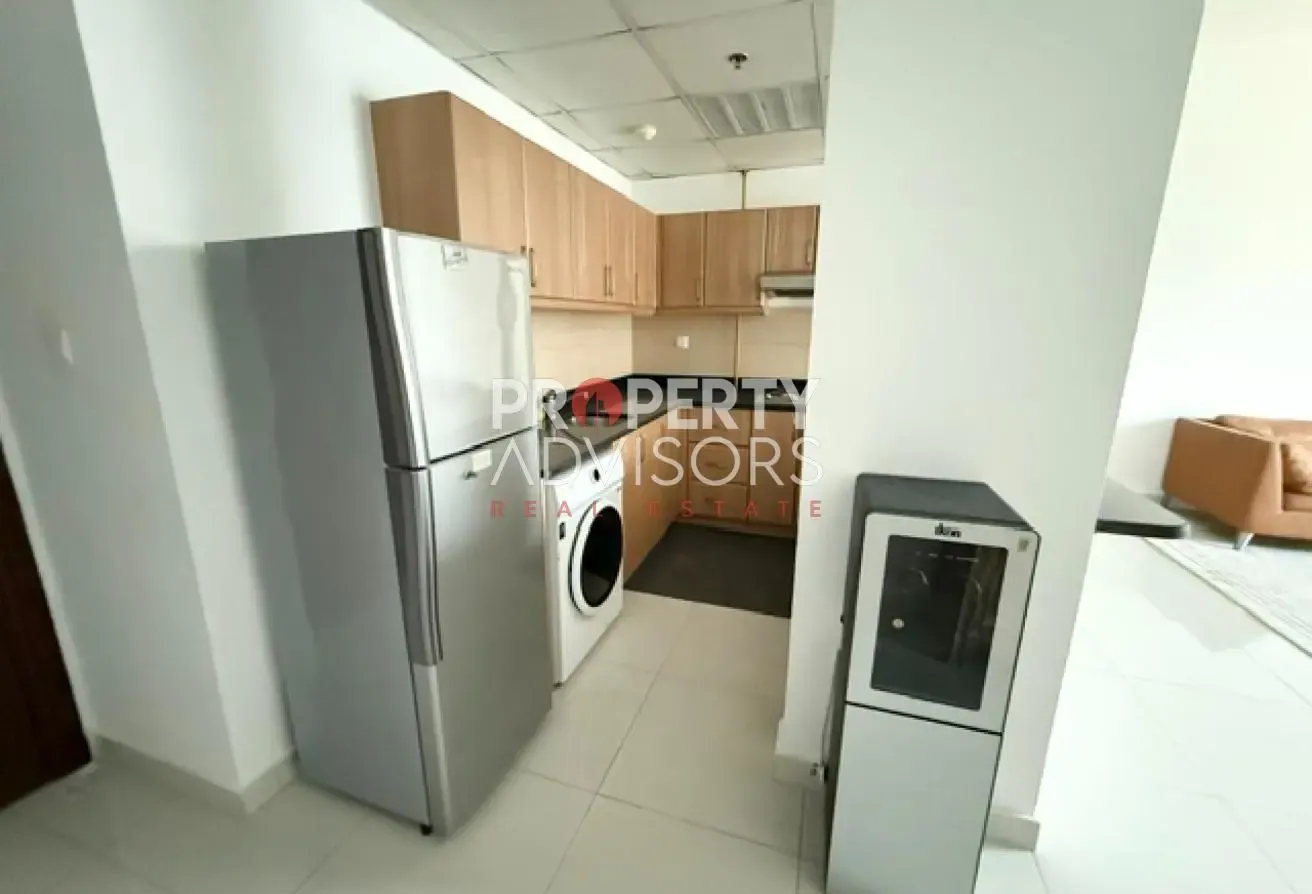 High floor 1BR | Spacious Layout | Prime location