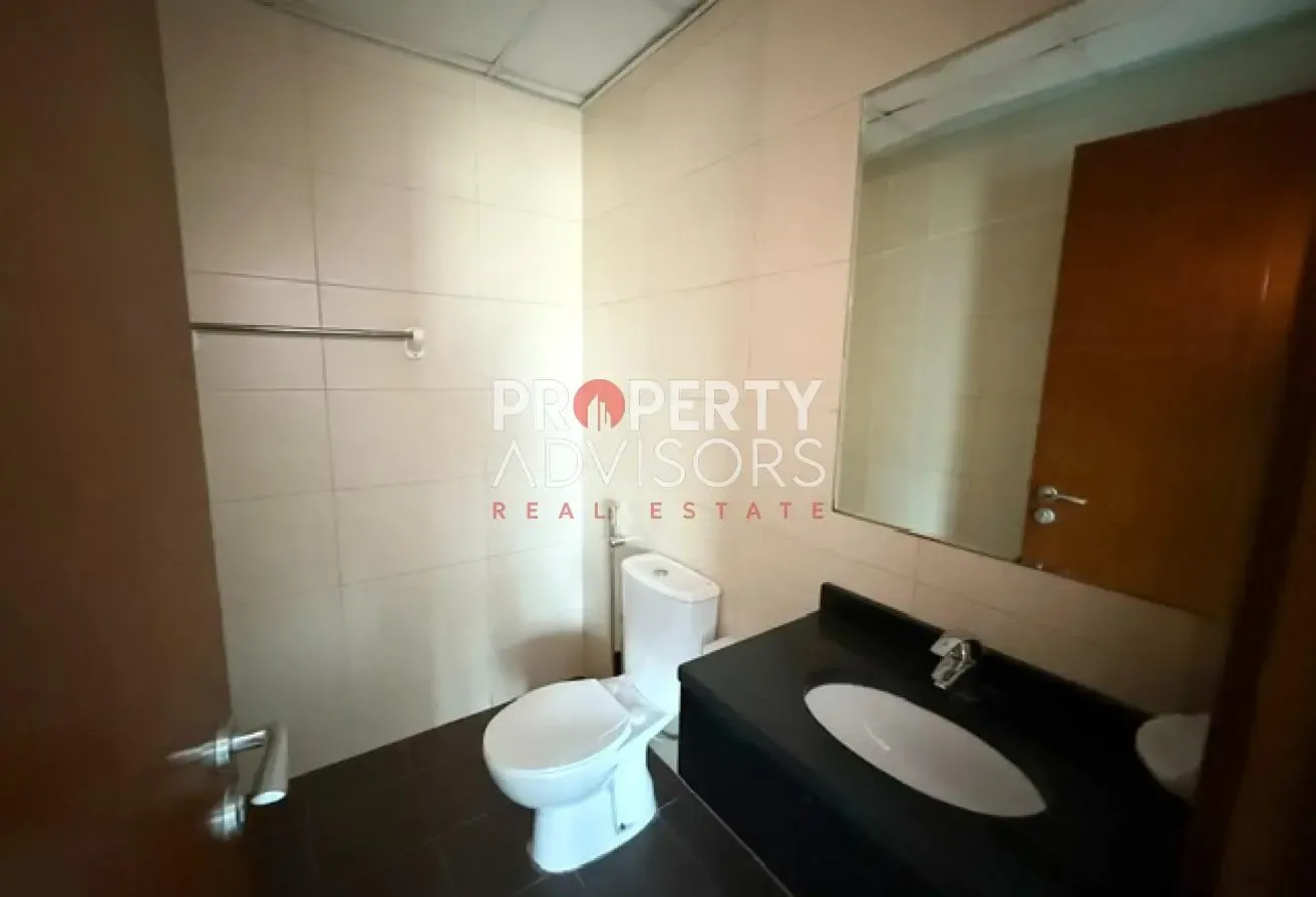 High floor 1BR | Spacious Layout | Prime location
