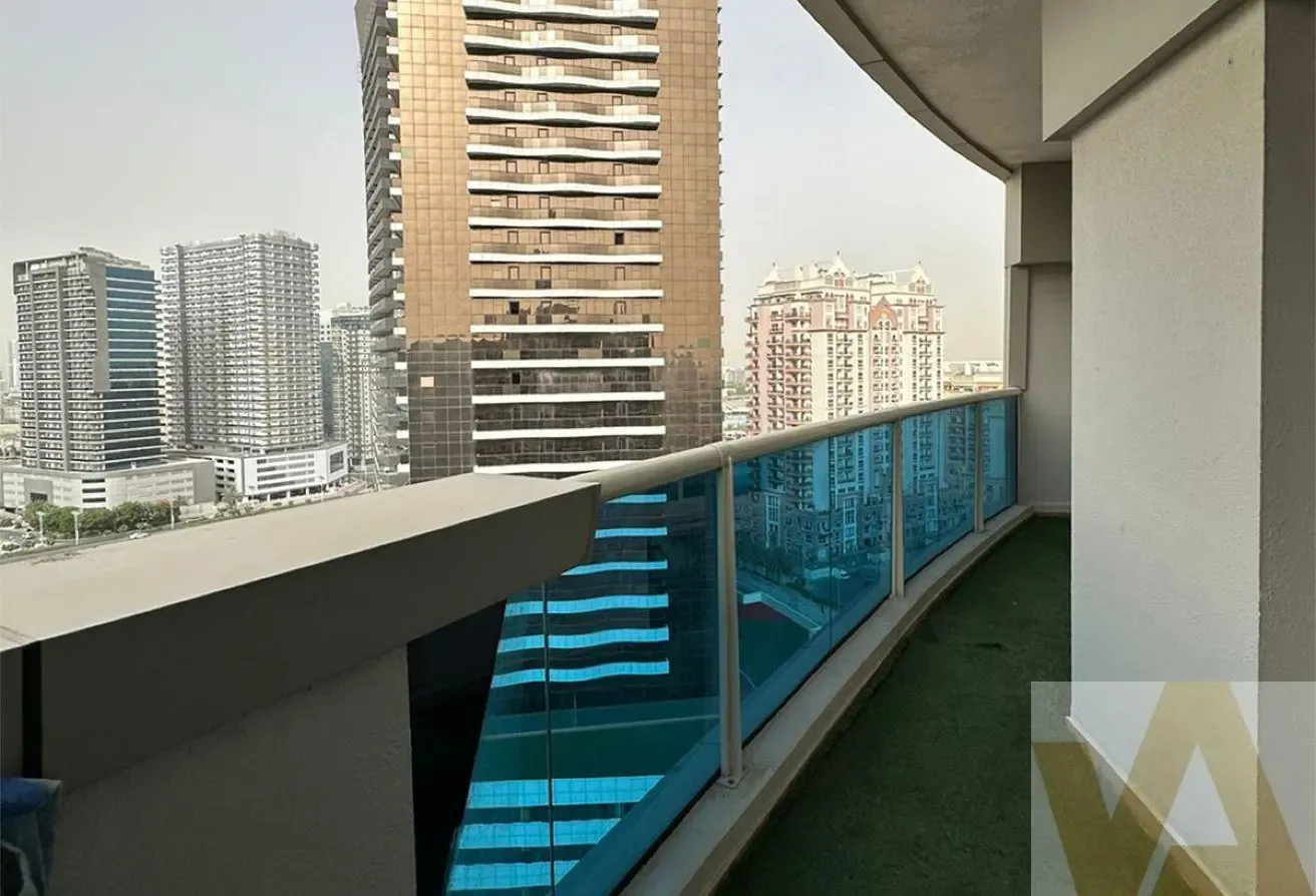 GOLF AND POOL VIEW | HIGH ROI | VACANT