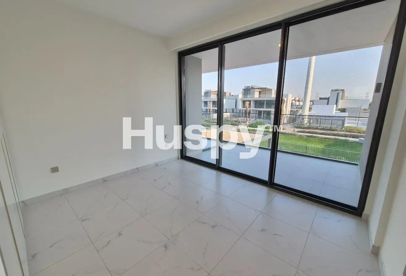 Exclusive Corner | On The Park | Mortgage Eligible