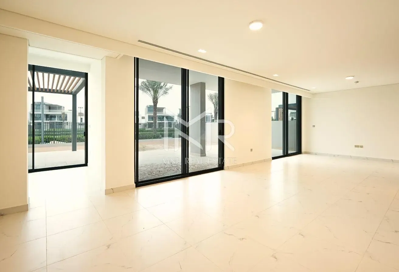 On Park | Stand Alone | High End Finishes