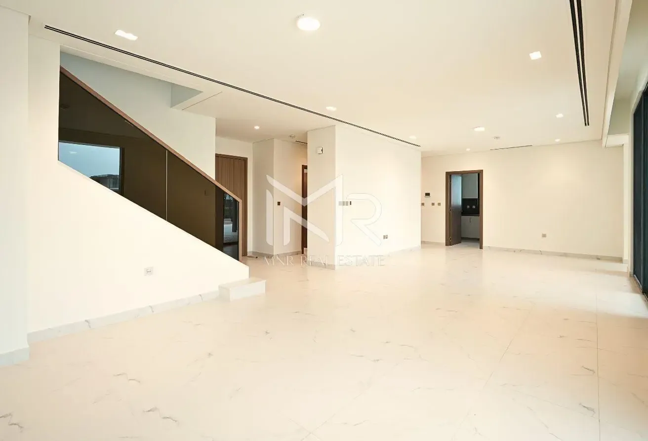 On Park | Stand Alone | High End Finishes